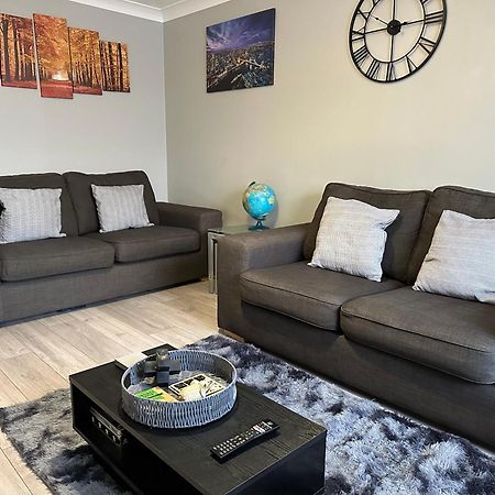Modern Cosy Warm Home With Free Parking Chelmsford Exteriör bild
