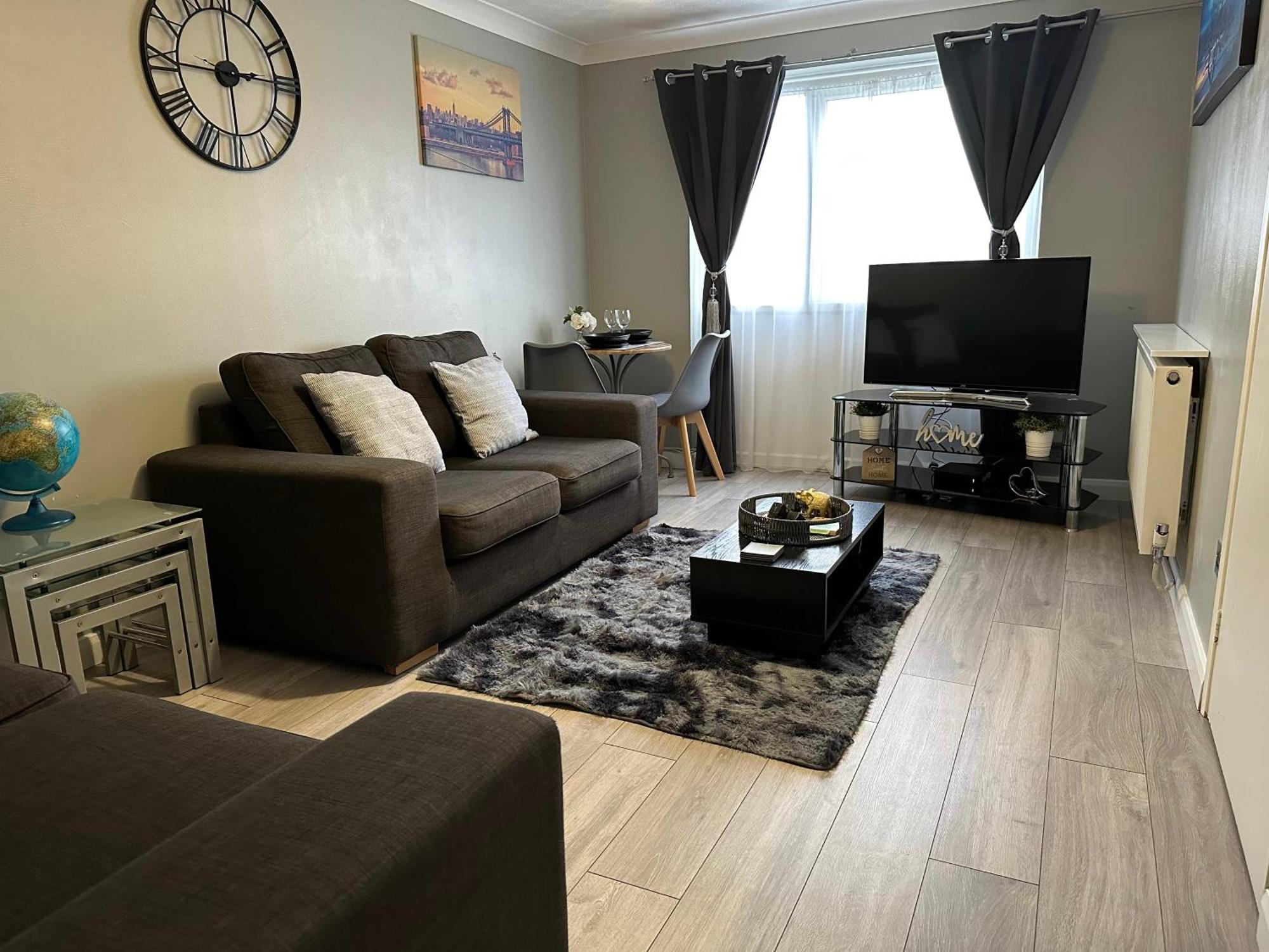 Modern Cosy Warm Home With Free Parking Chelmsford Exteriör bild